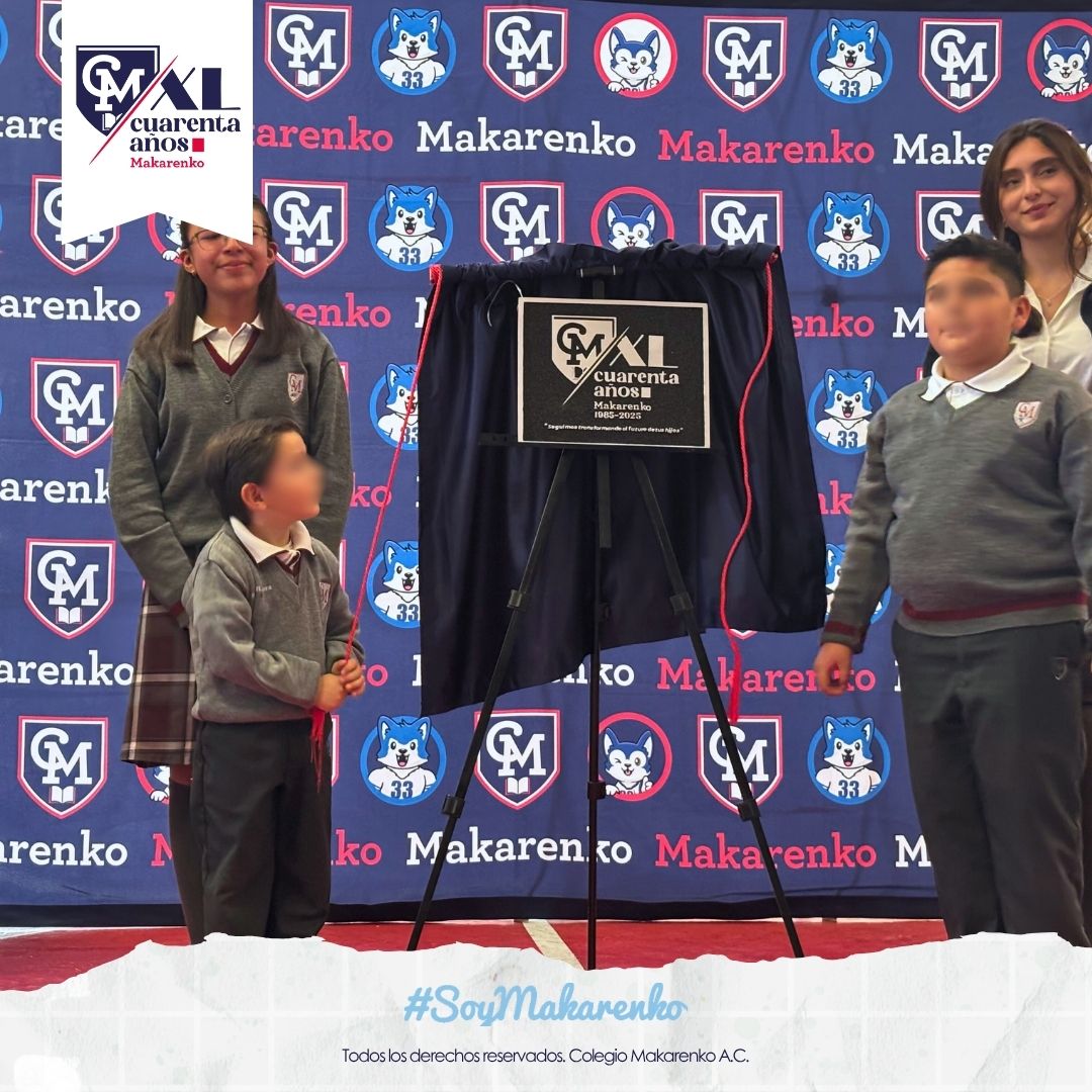 Revelación de Placa del 40 Aniversario del Colegio Makarenko